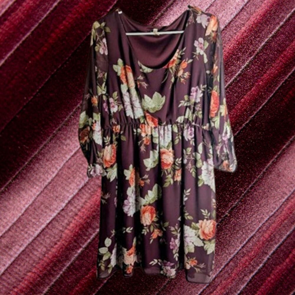 Pink Blush medium 3/4 sleeve lined polyester floral woman's dress.